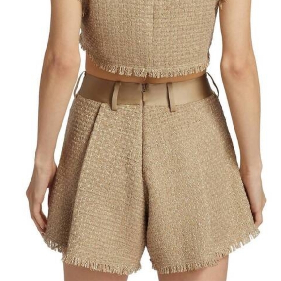 THE FEMM Women's Tan Tweed Morgan Shorts Size Newly - Picture 3 of 4